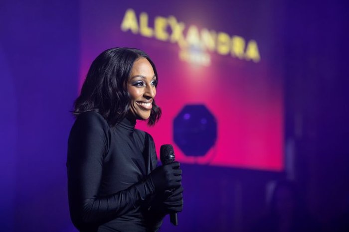 Alexandra Burke performing at the Starry Night Gala 2025