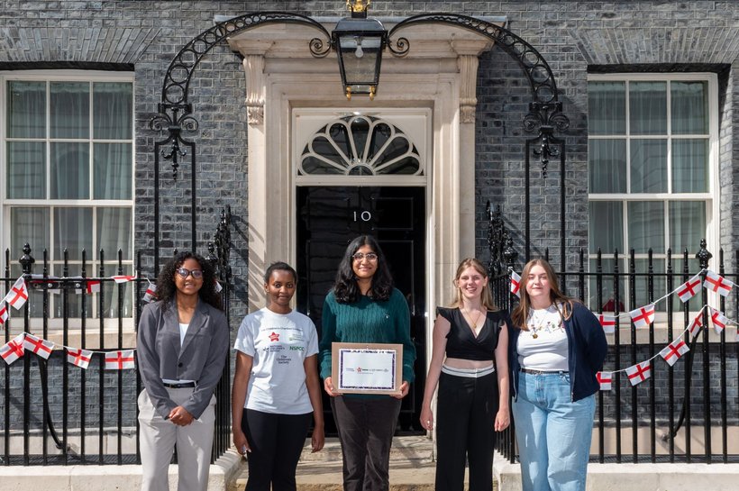 Young campaigners Children At The Table Downing Street